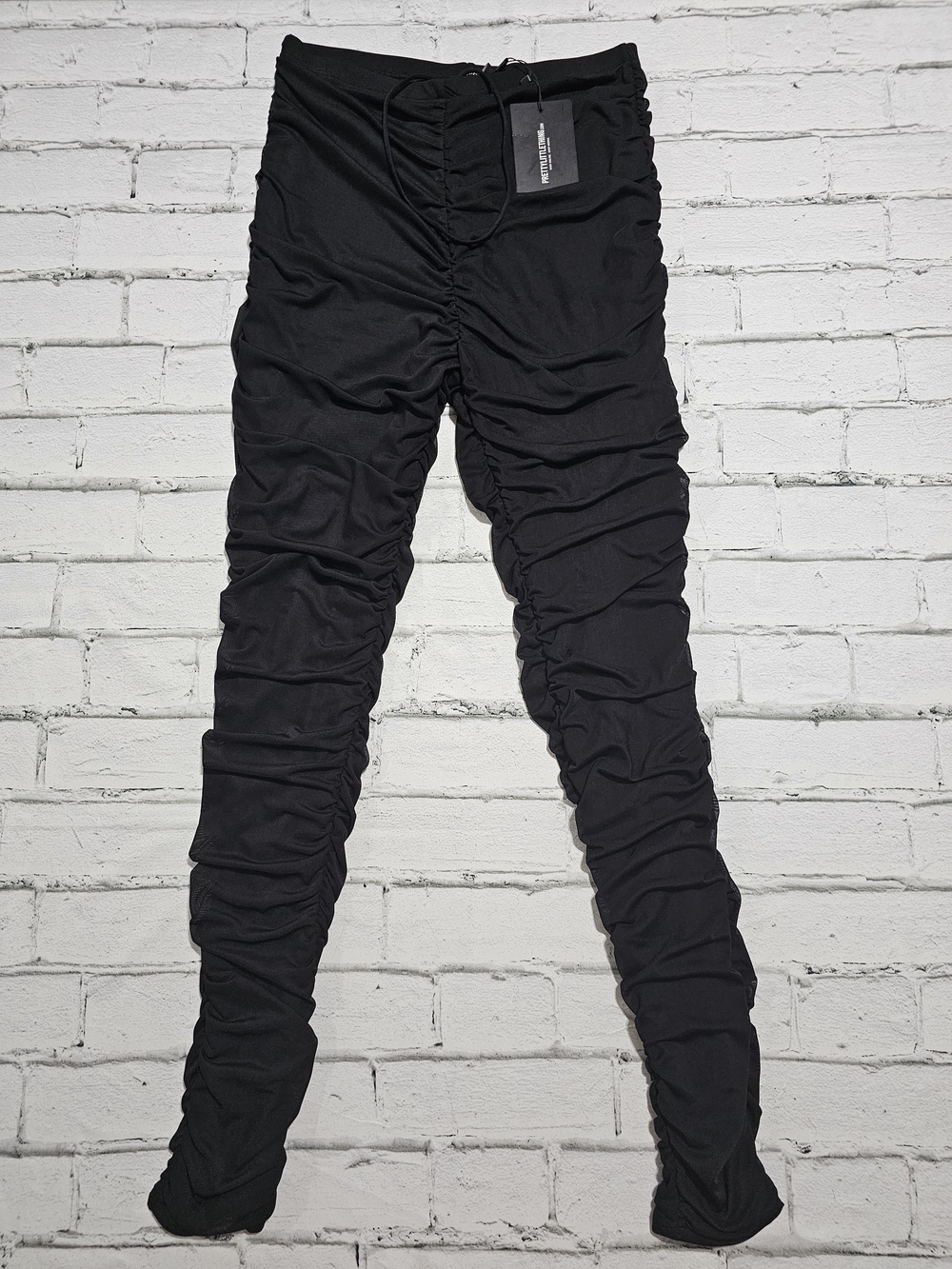 PrettyLittleThing Black Ruched Leggings